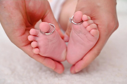 百色孕妇侧躺正确姿势